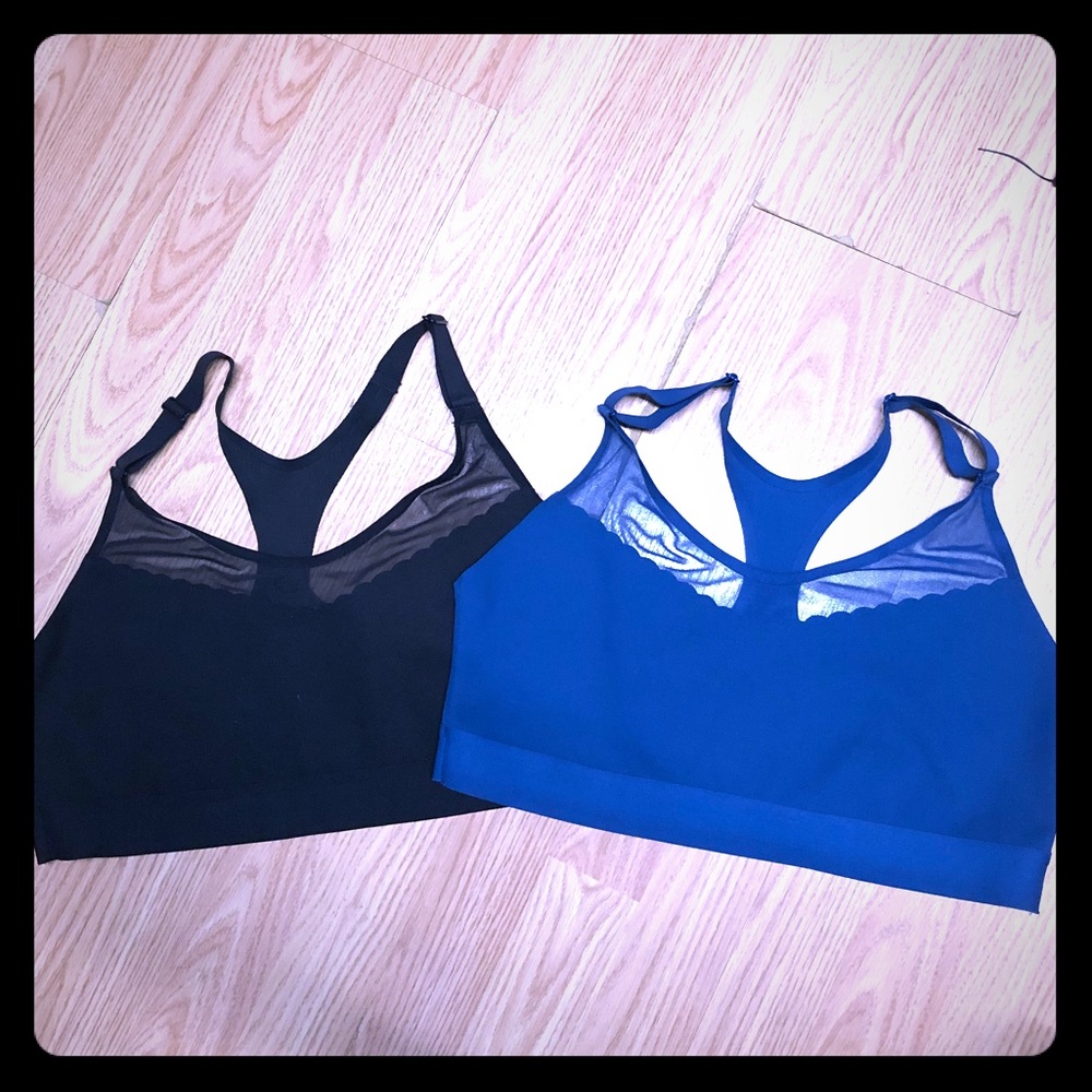 2 Victoria secret sports bra